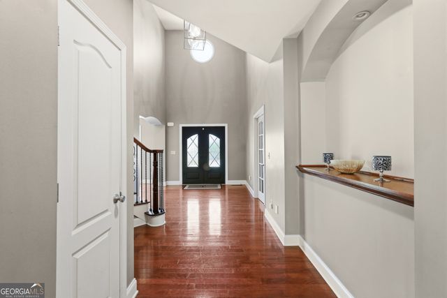 5653 Tuxedo Drive, Douglasville, GA 30135