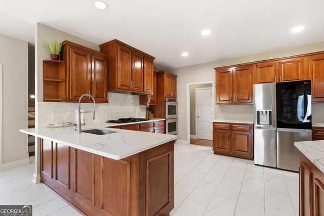 5653 Tuxedo Drive, Douglasville, GA 30135