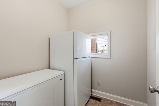5653 Tuxedo Drive, Douglasville, GA 30135