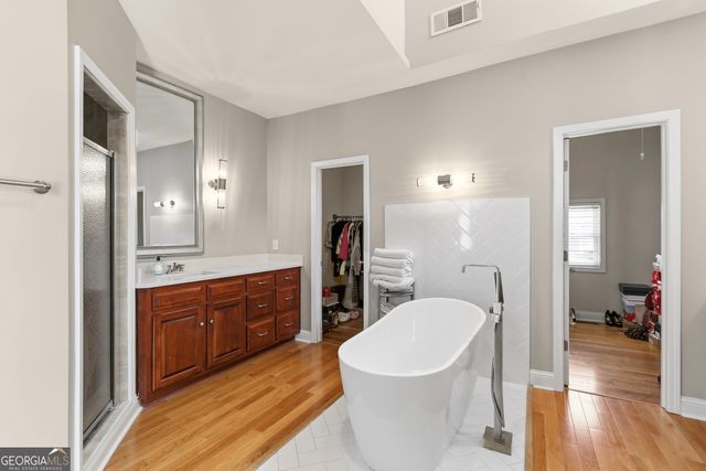 5653 Tuxedo Drive, Douglasville, GA 30135