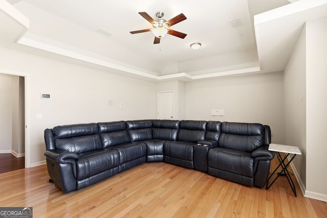 5653 Tuxedo Drive, Douglasville, GA 30135
