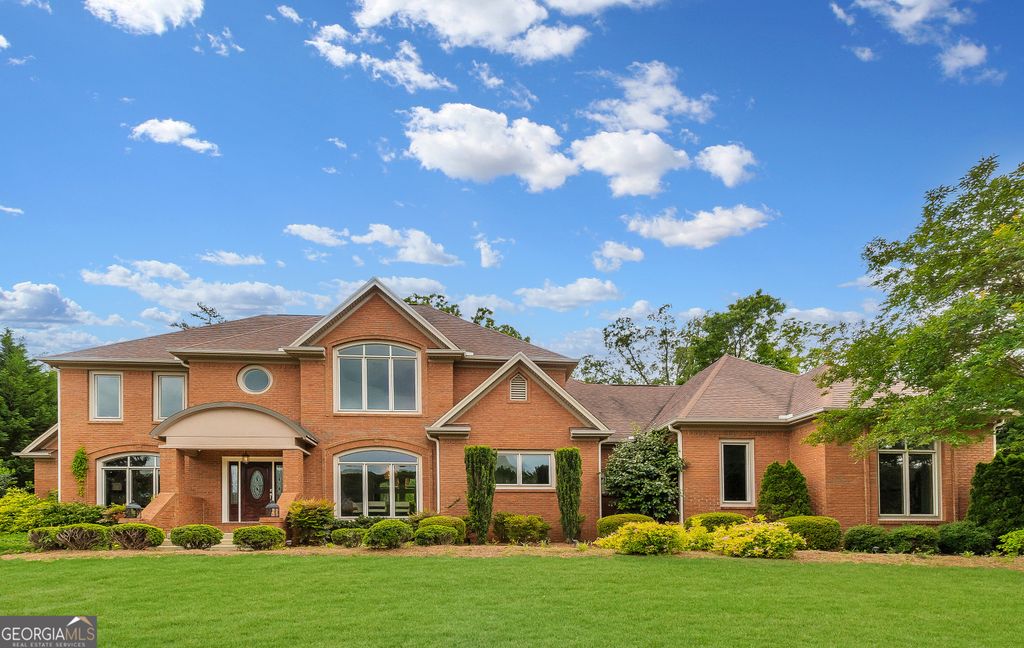 5653 Tuxedo Drive, Douglasville, GA 30135