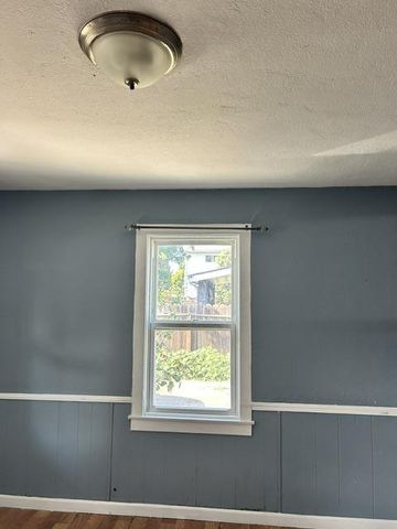 322 1st Avenue, Redwood City, CA 94063