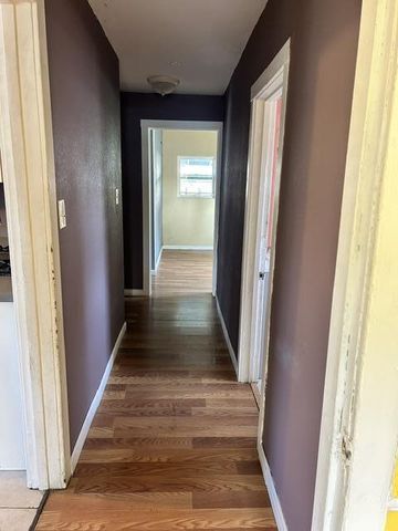 322 1st Avenue, Redwood City, CA 94063