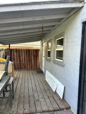 322 1st Avenue, Redwood City, CA 94063