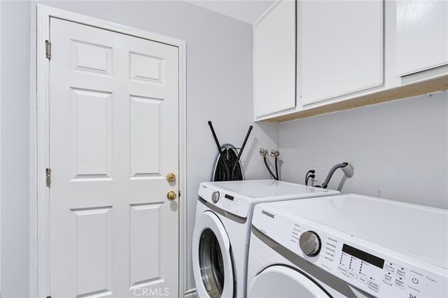 28454 Evergreen, Saugus, CA 91390