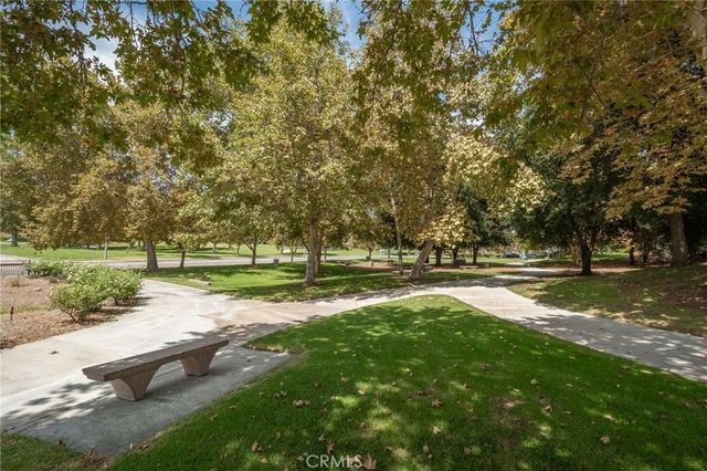 28454 Evergreen, Saugus, CA 91390