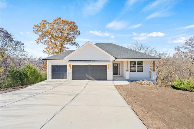 25995 W 140th Street, Olathe, KS 66061