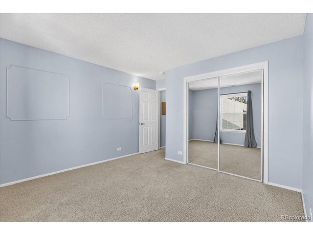 2301 E Fremont Ave Y-Y06, Centennial, CO 80122