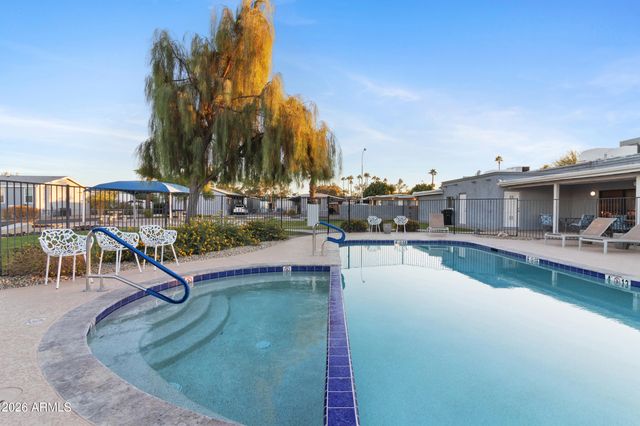 535 S ALMA SCHOOL Road 39, Mesa, AZ 85210