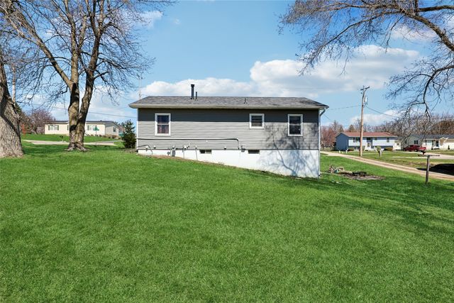500 Harrison Avenue, Grinnell, IA 50112