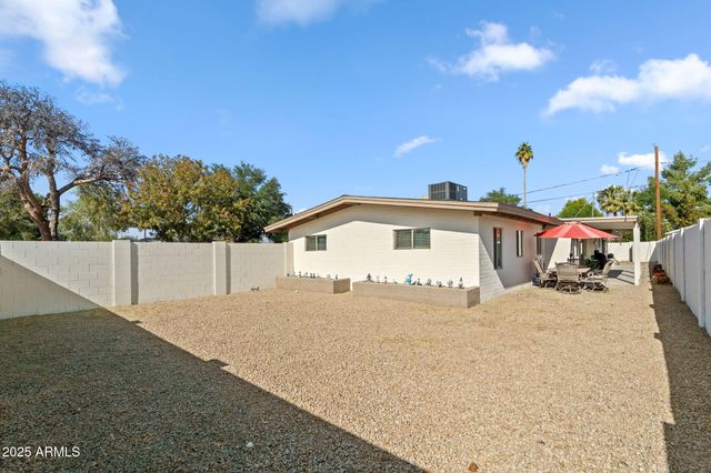 3901 N 19TH Street, Phoenix, AZ 85016