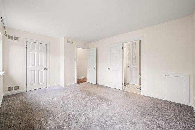 135 CAERNARVON CT, Exton, PA 19341