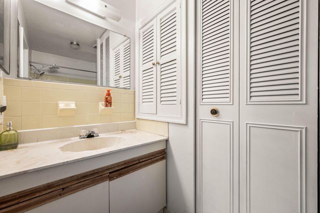 135 CAERNARVON CT, Exton, PA 19341