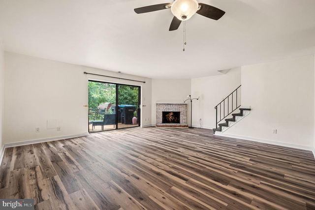 135 CAERNARVON CT, Exton, PA 19341
