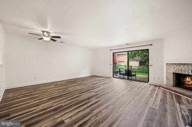 135 CAERNARVON CT, Exton, PA 19341
