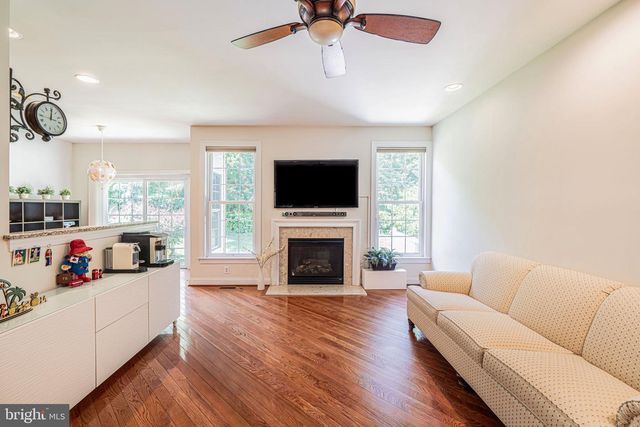2392 S WHITTMORE, Furlong, PA 18925