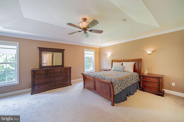 2392 S WHITTMORE, Furlong, PA 18925