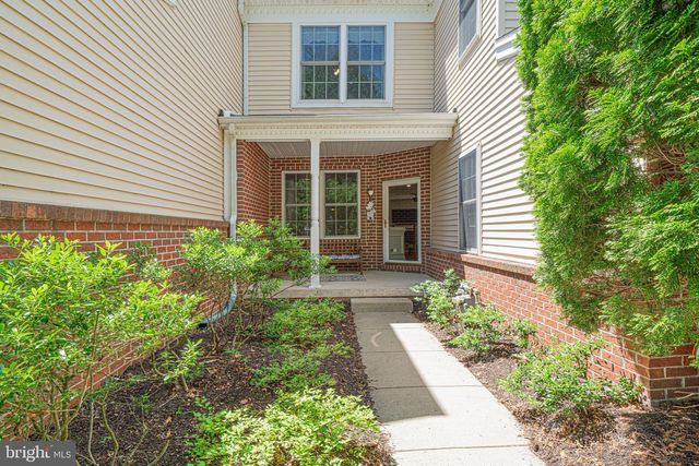 2392 S WHITTMORE, Furlong, PA 18925