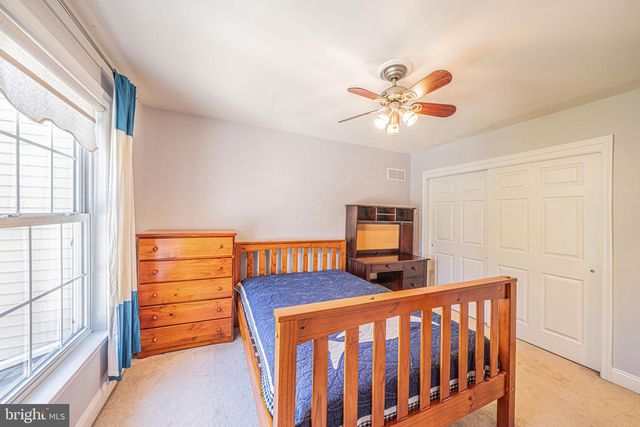 2392 S WHITTMORE, Furlong, PA 18925