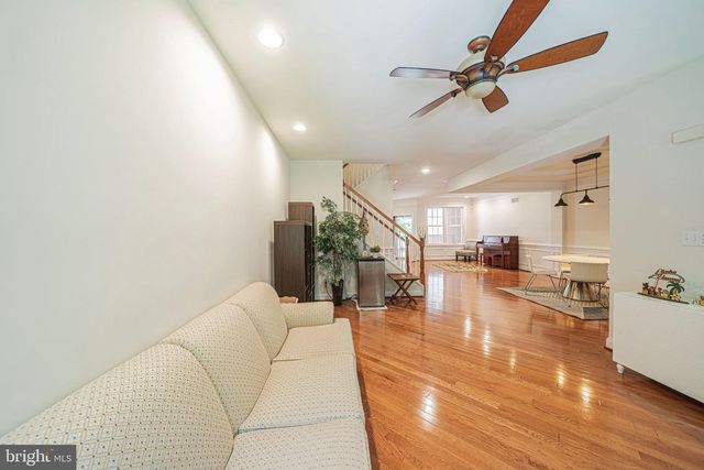 2392 S WHITTMORE, Furlong, PA 18925