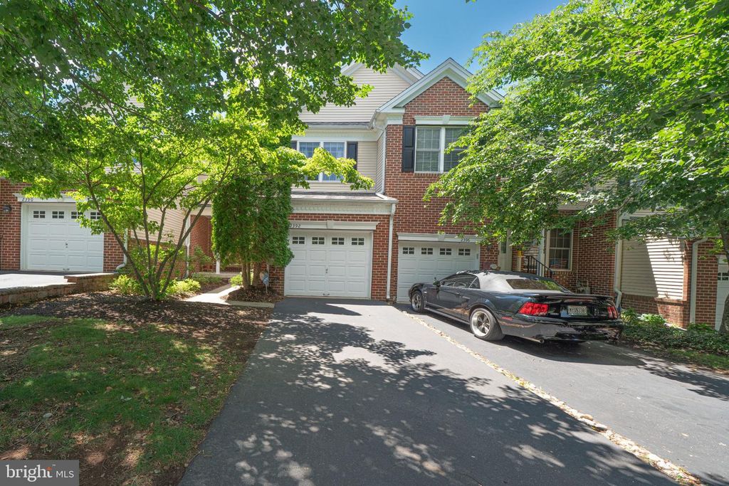 2392 S WHITTMORE, Furlong, PA 18925