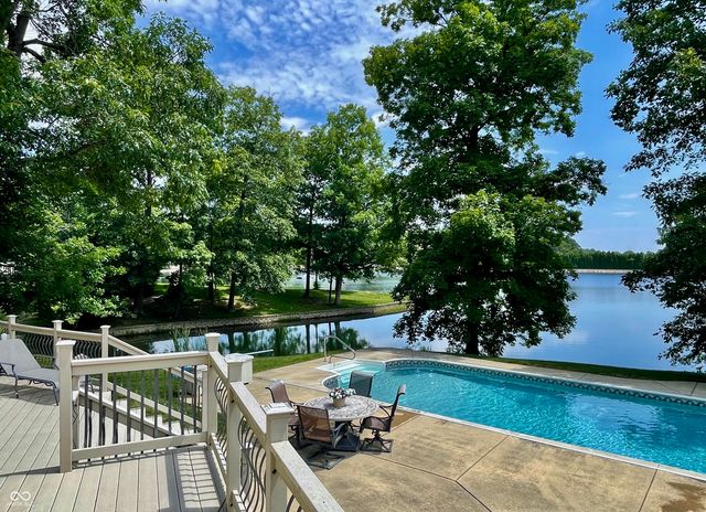 2001 E Ely Court, Martinsville, IN 46151
