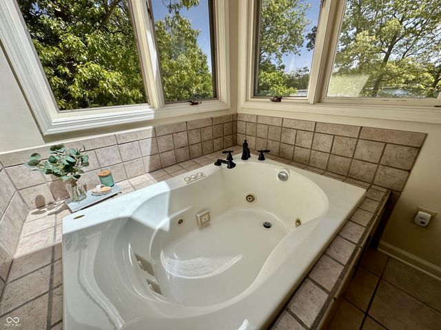 2001 E Ely Court, Martinsville, IN 46151
