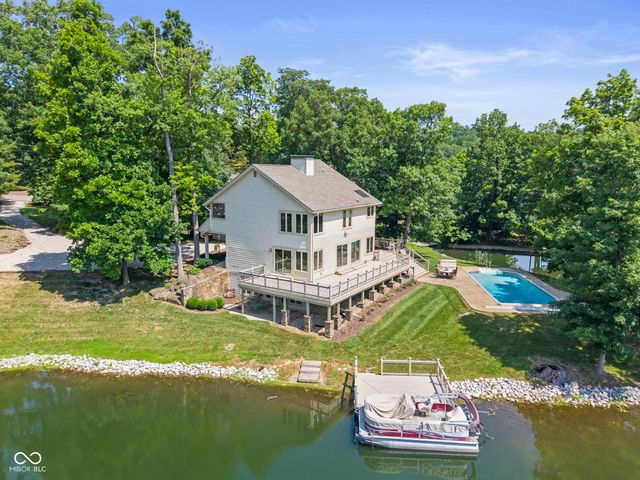 2001 E Ely Court, Martinsville, IN 46151