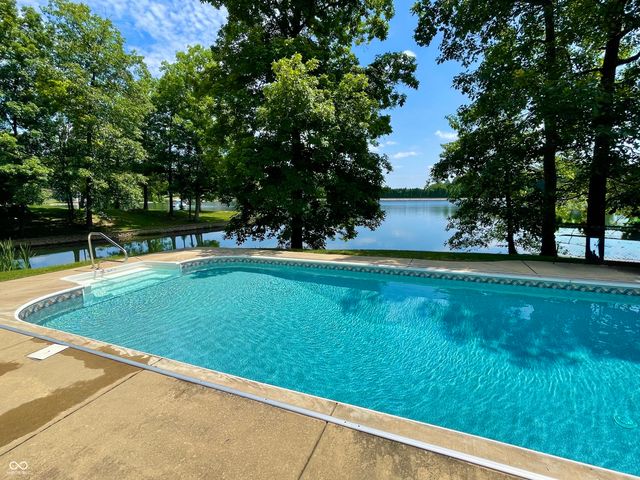 2001 E Ely Court, Martinsville, IN 46151
