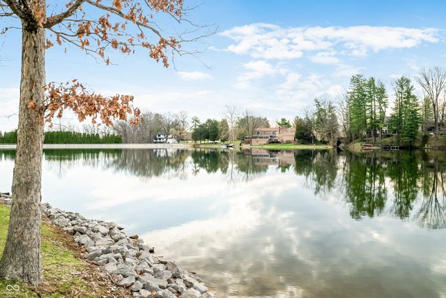 2001 E Ely Court, Martinsville, IN 46151
