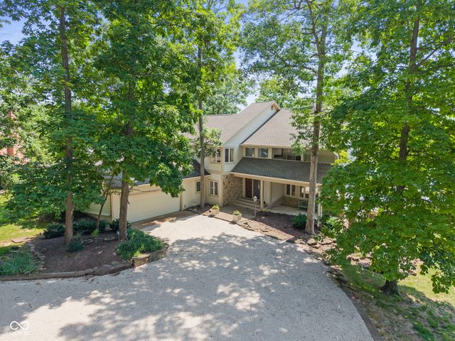 2001 E Ely Court, Martinsville, IN 46151