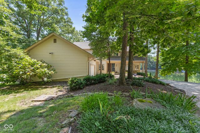 2001 E Ely Court, Martinsville, IN 46151