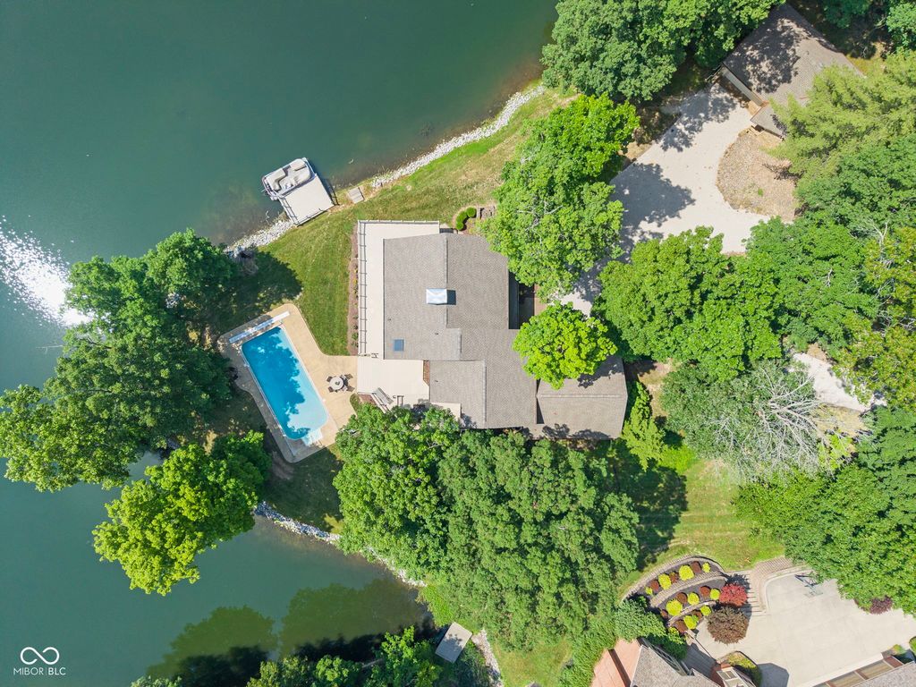 2001 E Ely Court, Martinsville, IN 46151