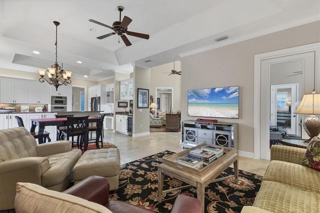 7612 CALLE FACIL, Sarasota, FL 34238