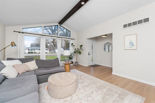 8405 Newells Lane, Portage, MI 49002