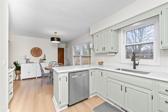 8405 Newells Lane, Portage, MI 49002