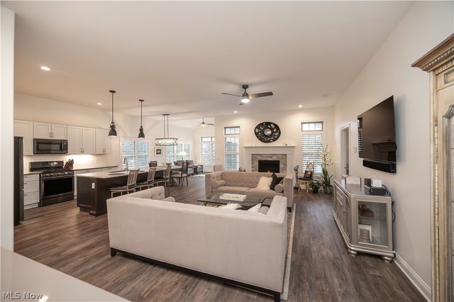 2939 Briarwood Court, Poland, OH 44514