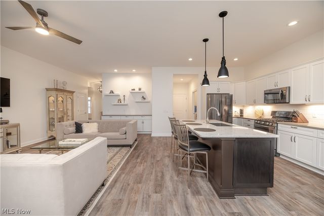 2939 Briarwood Court, Poland, OH 44514