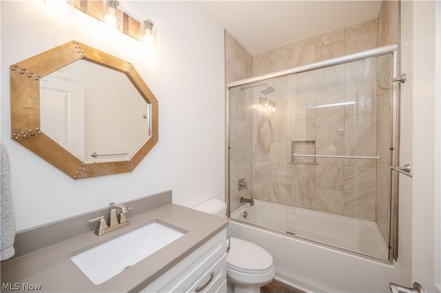 2939 Briarwood Court, Poland, OH 44514