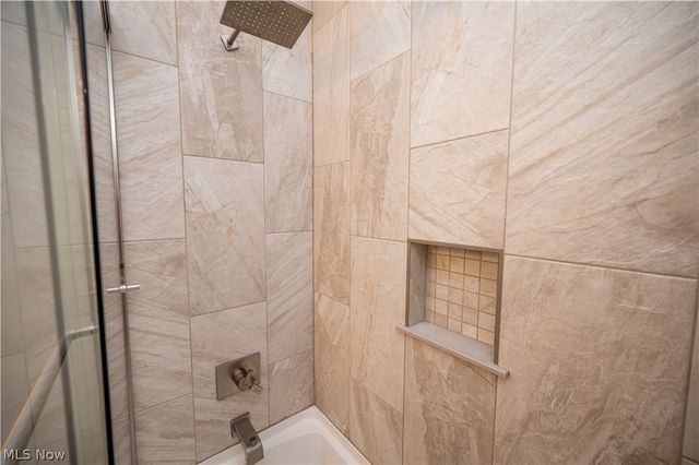 2939 Briarwood Court, Poland, OH 44514