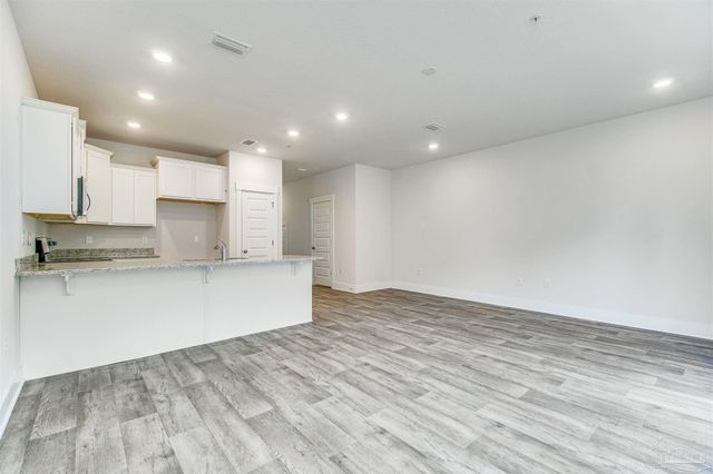 1512 Farragut Way, Pensacola, FL 32534