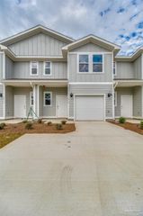 1512 Farragut Way, Pensacola, FL 32534