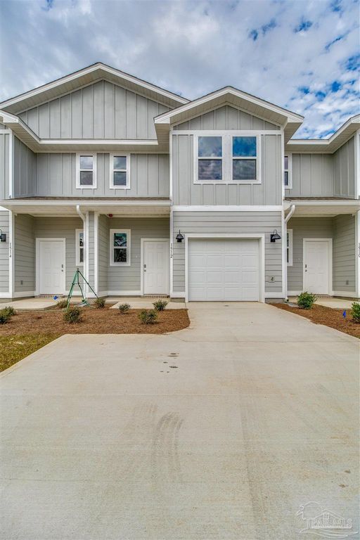 1512 Farragut Way, Pensacola, FL 32534