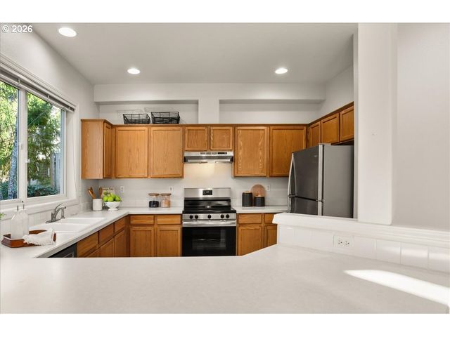 7415 Sw NEPTUNE Ter, Beaverton, OR 97007