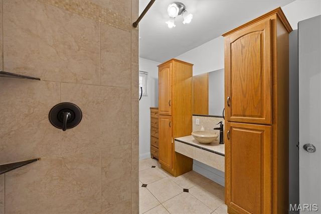6300 State Route 4, Worden, IL 62097