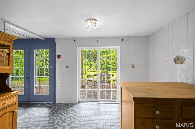 6300 State Route 4, Worden, IL 62097