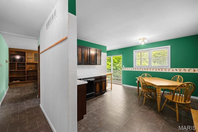 6300 State Route 4, Worden, IL 62097