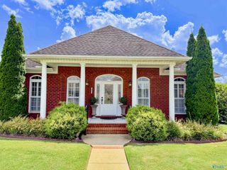 2001 Park Terrace, Decatur, AL 35601