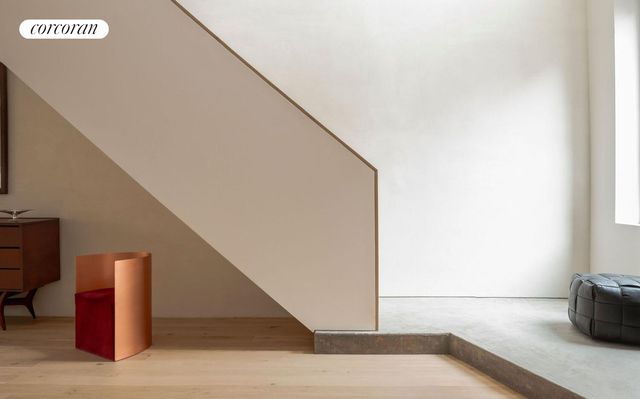 172 N 6TH Street, New York City, NY 11211